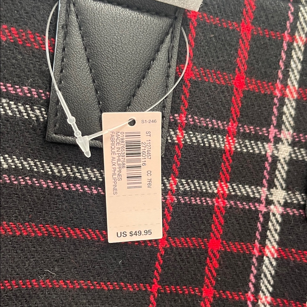 Victoria's Secret Black and Red Plaid Tote - Picture 4 of 5